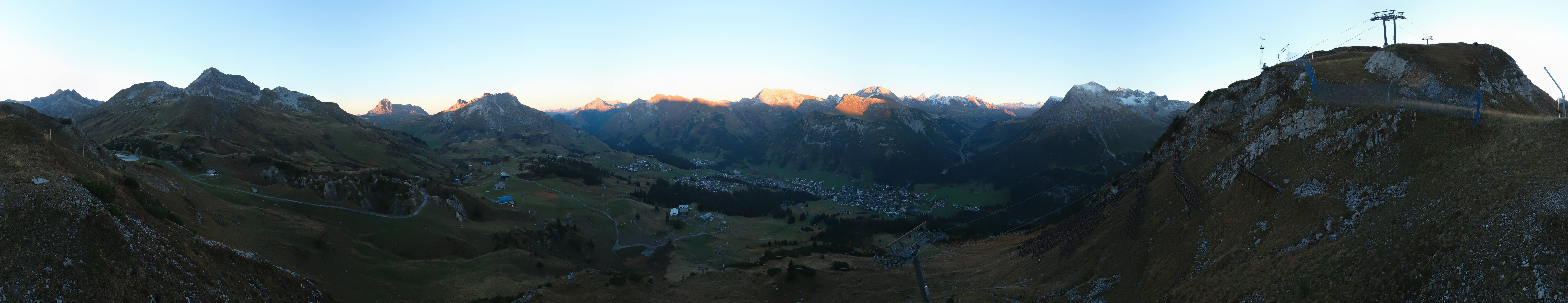 Archiv Foto Webcam Lech-Zürs: Kriegerhorn Panoramablick