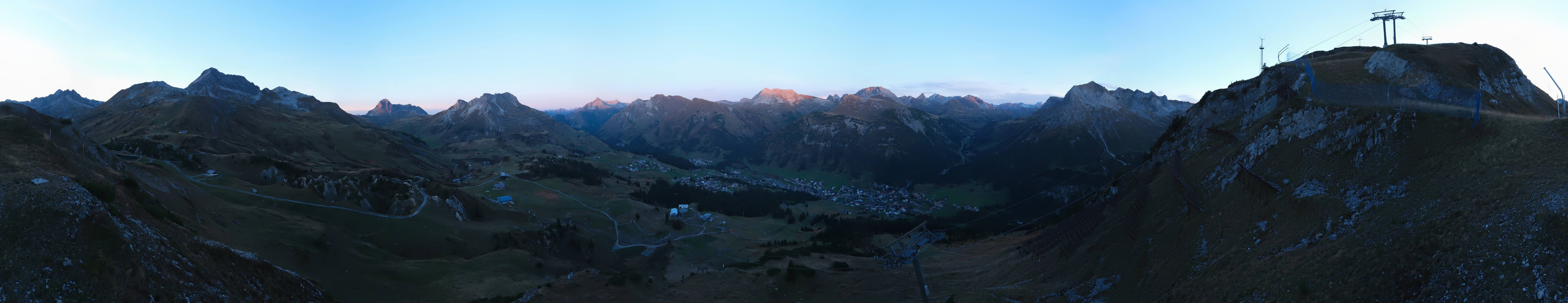 Archiv Foto Webcam Lech-Zürs: Kriegerhorn Panoramablick