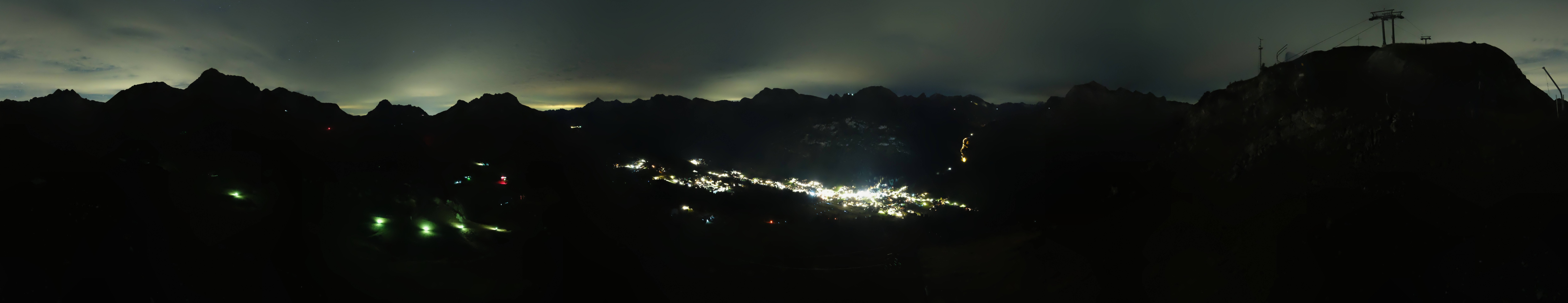 Archiv Foto Webcam Lech-Zürs: Kriegerhorn Panoramablick