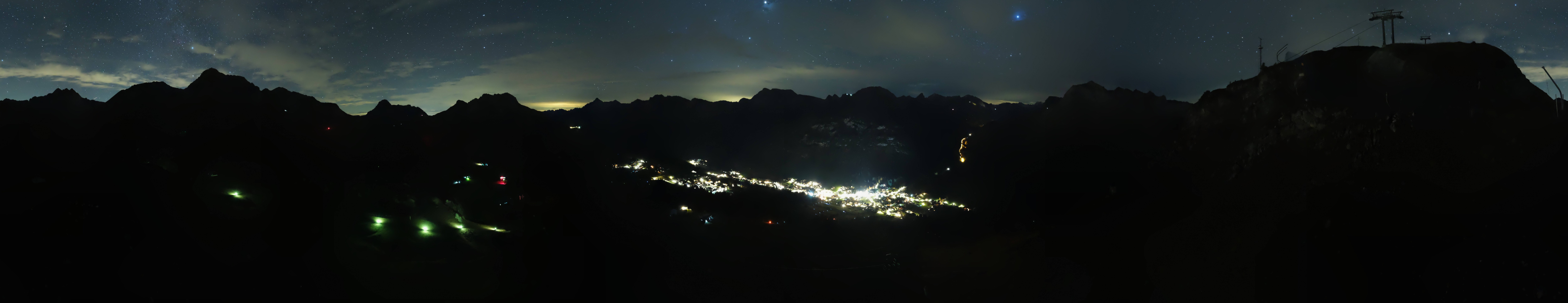 Archiv Foto Webcam Lech-Zürs: Kriegerhorn Panoramablick