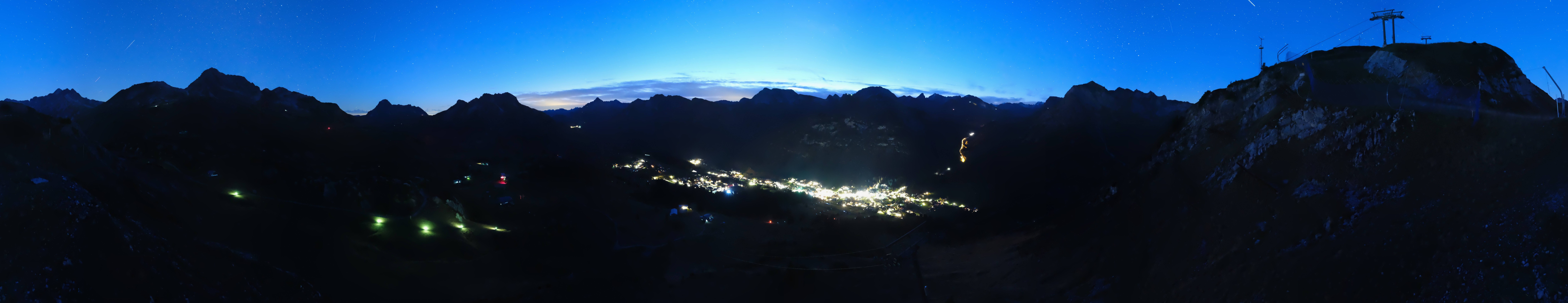 Archiv Foto Webcam Lech-Zürs: Kriegerhorn Panoramablick