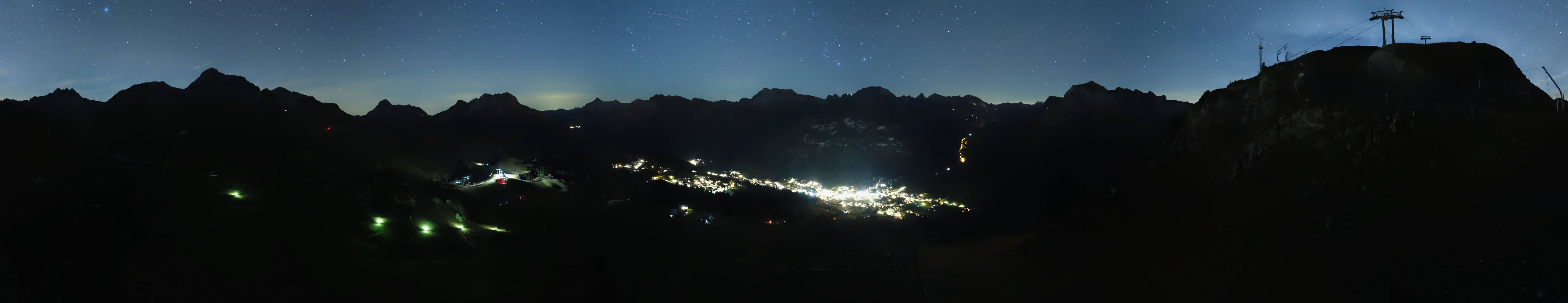 Archiv Foto Webcam Lech-Zürs: Kriegerhorn Panoramablick