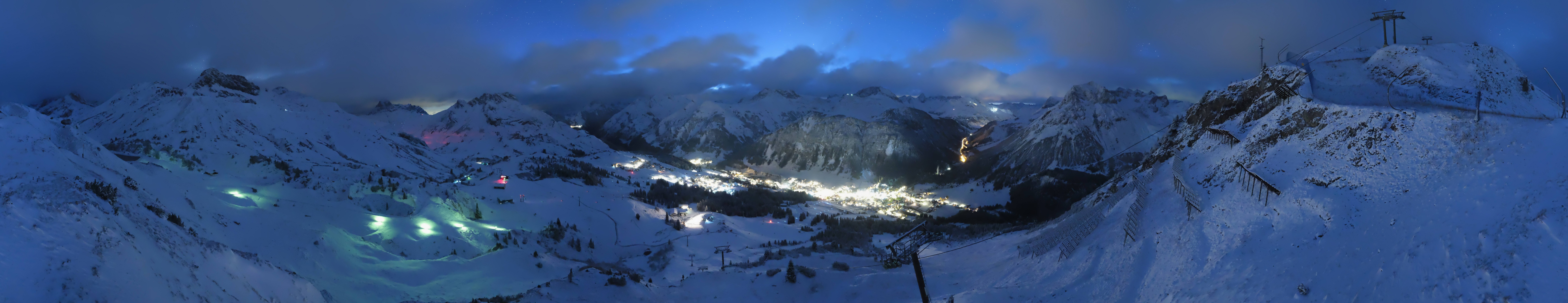 Archiv Foto Webcam Lech-Zürs: Kriegerhorn Panoramablick