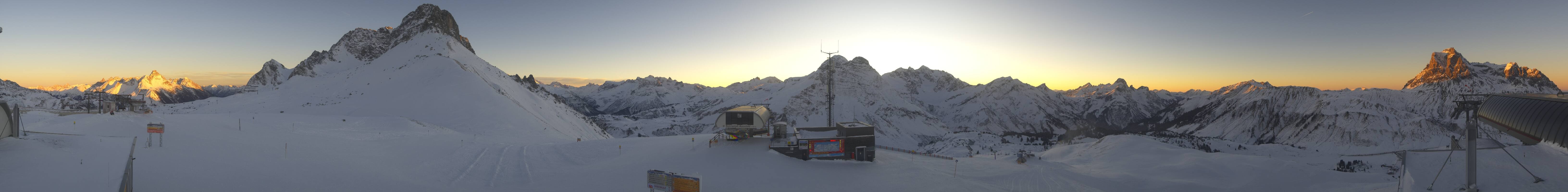 Archiv Foto Webcam Warth Schröcken - Panorama Saloberjet