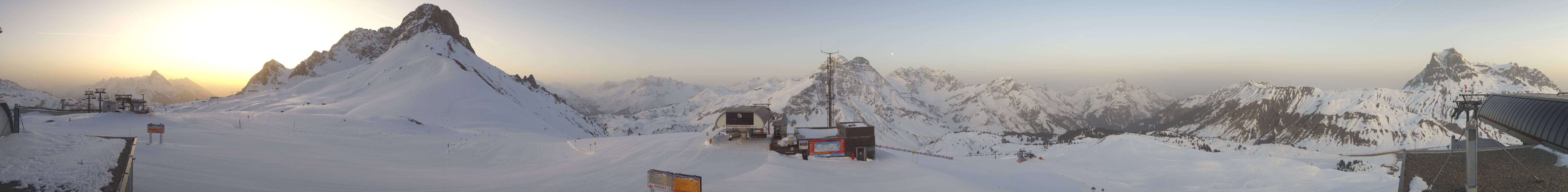 Archiv Foto Webcam Warth Schröcken - Panorama Saloberjet