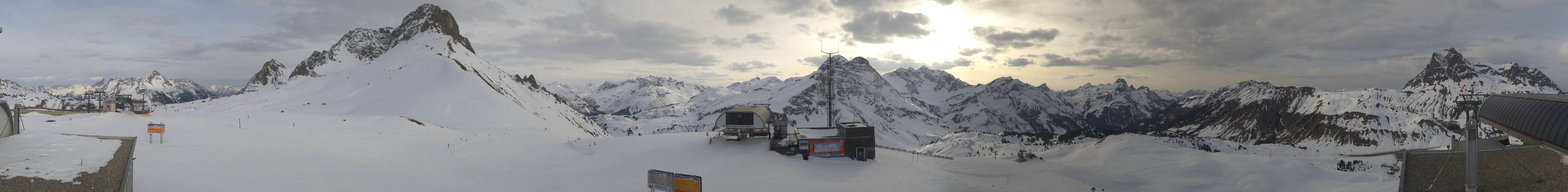 Archiv Foto Webcam Warth Schröcken - Panorama Saloberjet