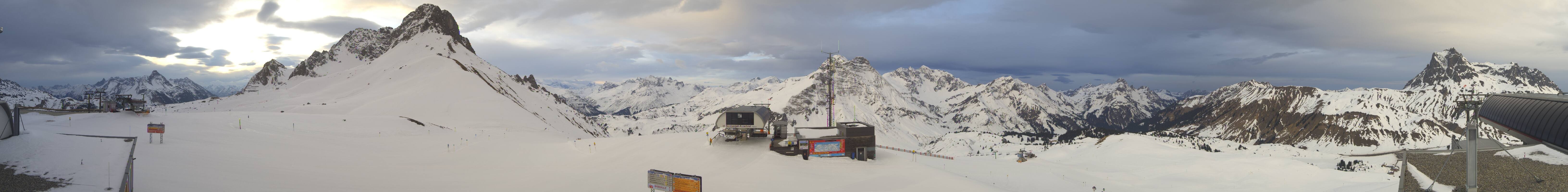 Archiv Foto Webcam Warth Schröcken - Panorama Saloberjet