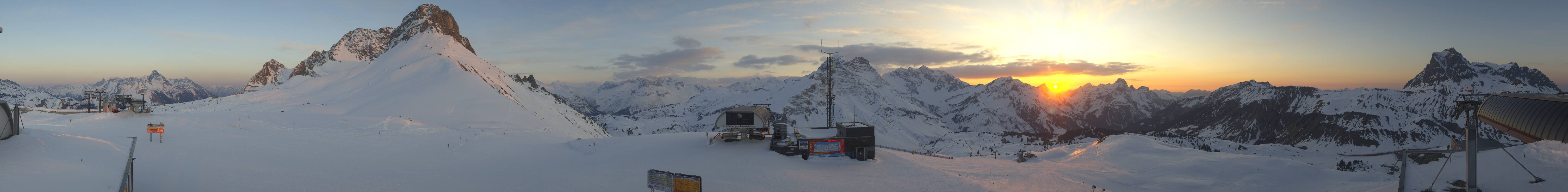 Archived image Webcam Panoramic view Warth Schröcken