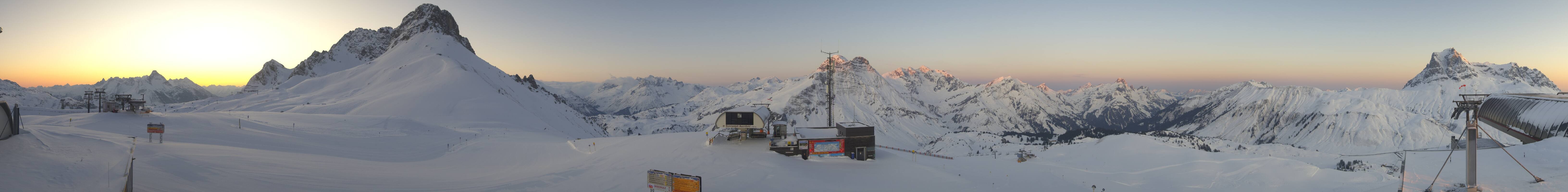 Archiv Foto Webcam Warth Schröcken - Panorama Saloberjet