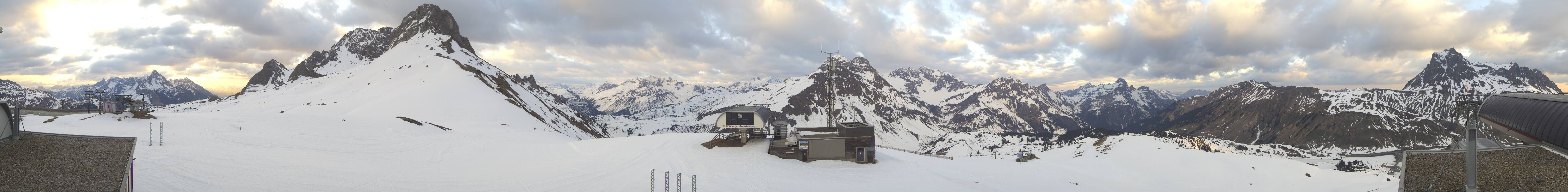 Archived image Webcam Panoramic view Warth Schröcken