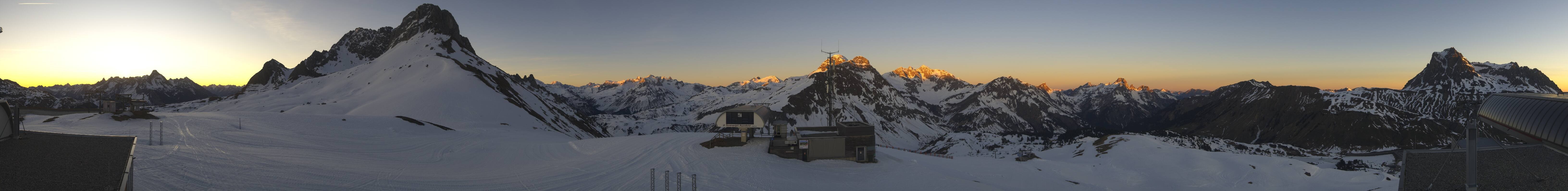 Archiv Foto Webcam Warth Schröcken - Panorama Saloberjet