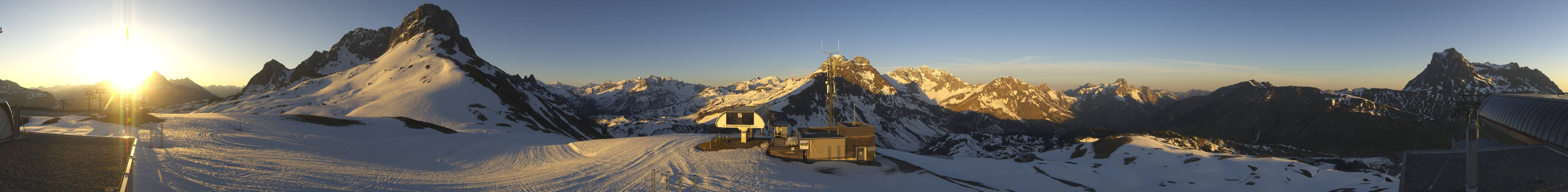 Archiv Foto Webcam Warth Schröcken - Panorama Saloberjet