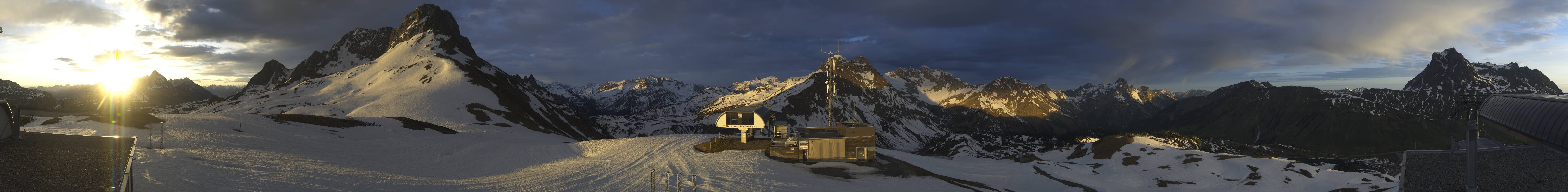 Archiv Foto Webcam Warth Schröcken - Panorama Saloberjet