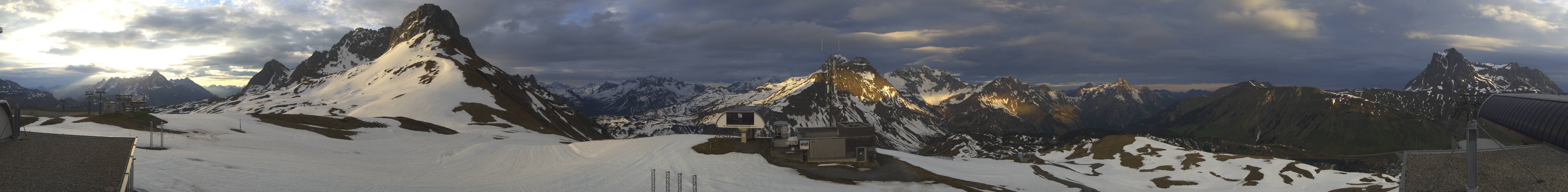 Archiv Foto Webcam Warth Schröcken - Panorama Saloberjet