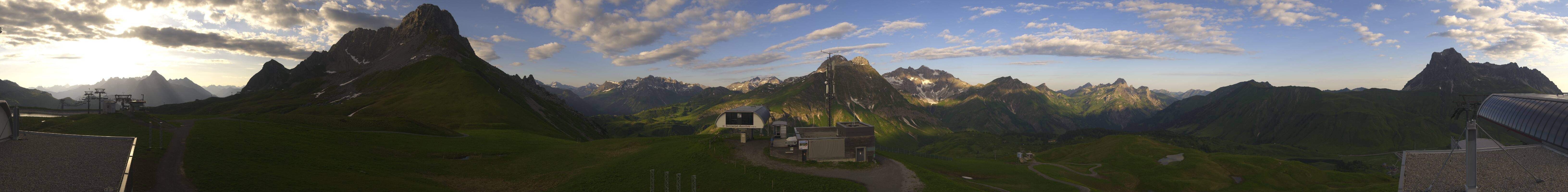Archiv Foto Webcam Warth Schröcken - Panorama Saloberjet
