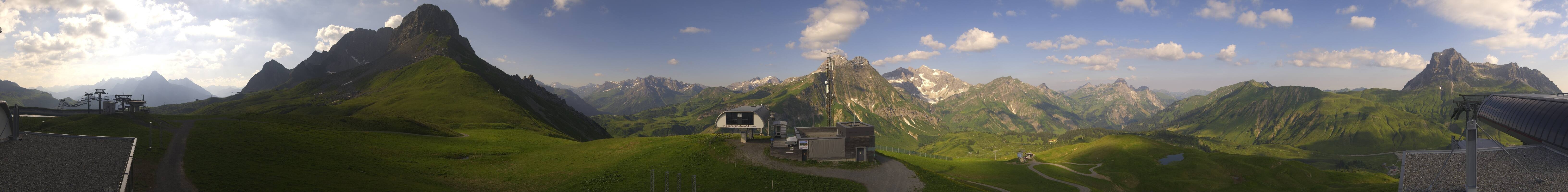 Archiv Foto Webcam Warth Schröcken - Panorama Saloberjet