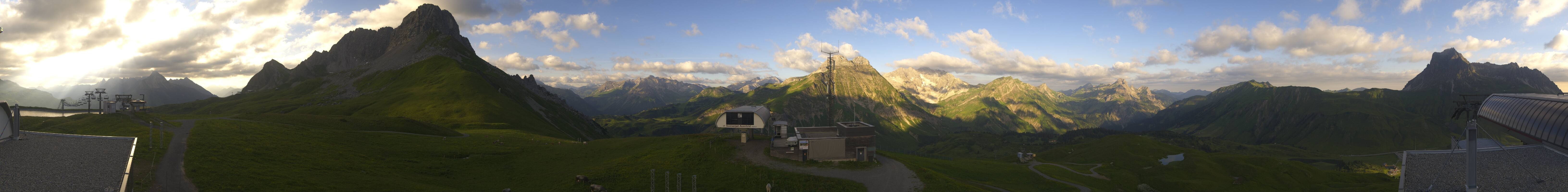 Archiv Foto Webcam Warth Schröcken - Panorama Saloberjet
