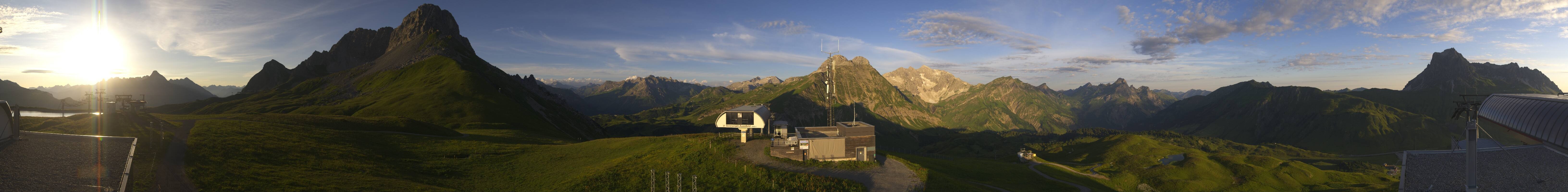 Archiv Foto Webcam Warth Schröcken - Panorama Saloberjet