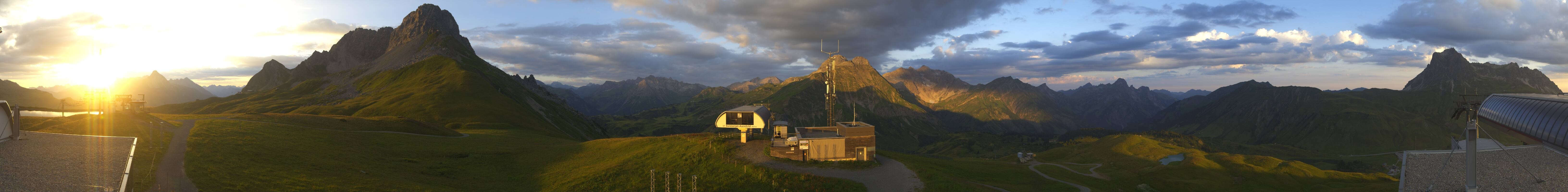 Archiv Foto Webcam Warth Schröcken - Panorama Saloberjet