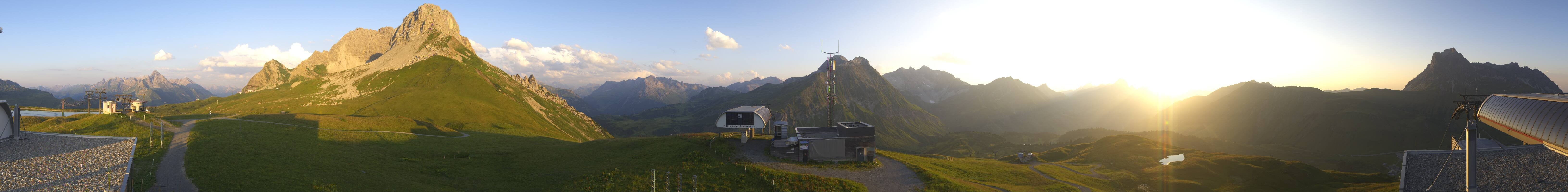 Archiv Foto Webcam Warth Schröcken - Panorama Saloberjet