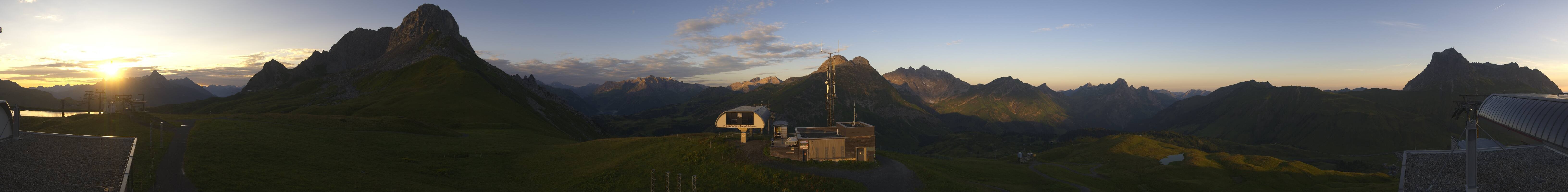 Archiv Foto Webcam Warth Schröcken - Panorama Saloberjet