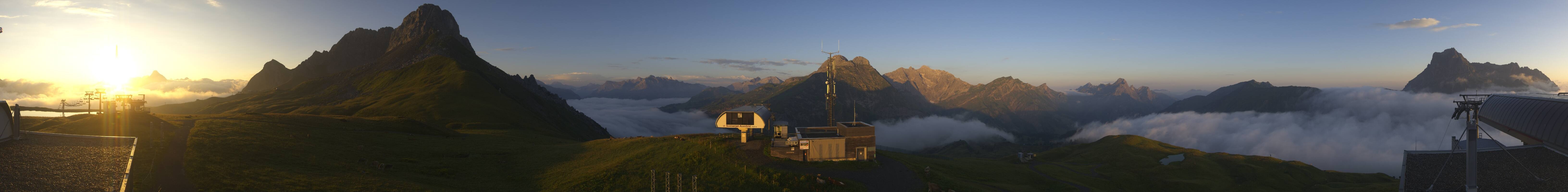 Archiv Foto Webcam Warth Schröcken - Panorama Saloberjet
