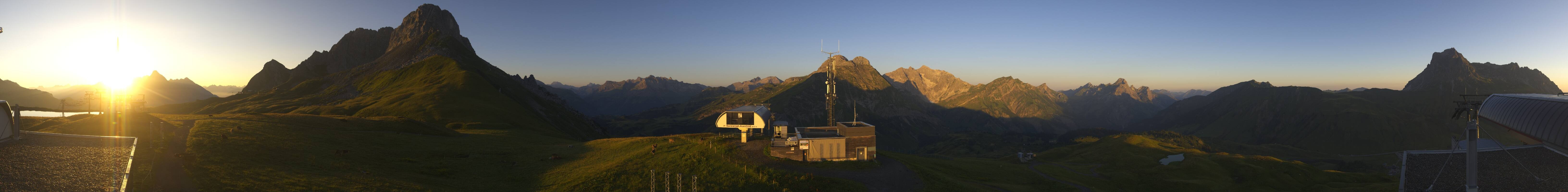 Archiv Foto Webcam Warth Schröcken - Panorama Saloberjet