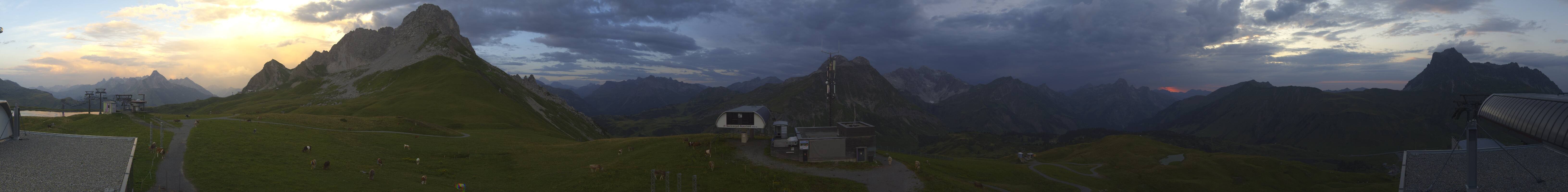 Archiv Foto Webcam Warth Schröcken - Panorama Saloberjet
