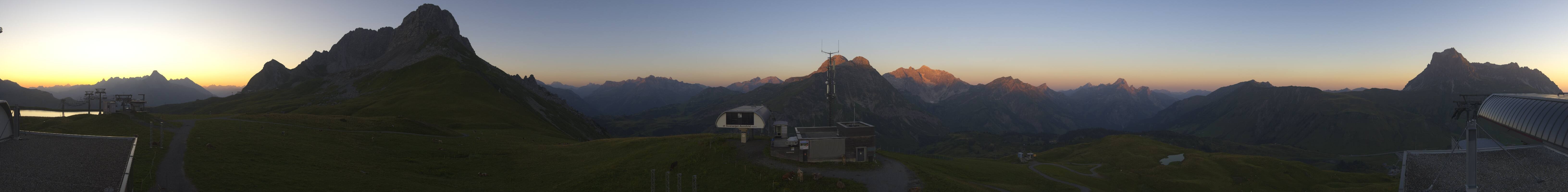 Archiv Foto Webcam Warth Schröcken - Panorama Saloberjet