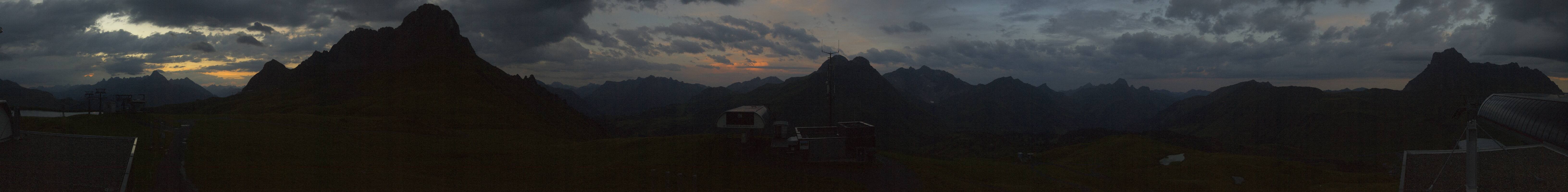 Archiv Foto Webcam Warth Schröcken - Panorama Saloberjet