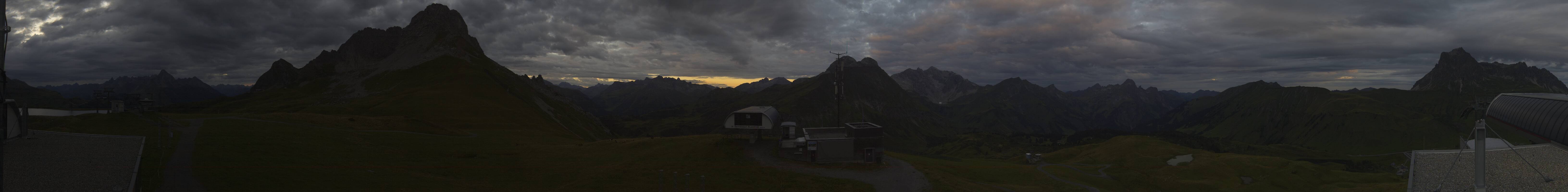 Archiv Foto Webcam Warth Schröcken - Panorama Saloberjet