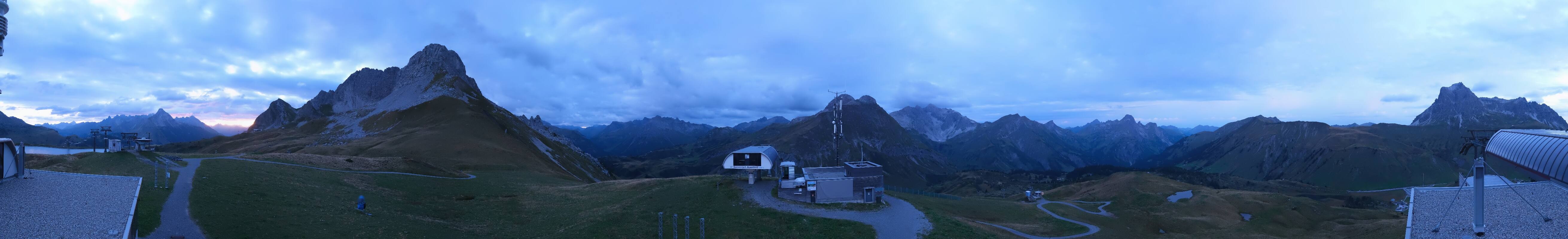 Archiv Foto Webcam Warth Schröcken - Panorama Saloberjet