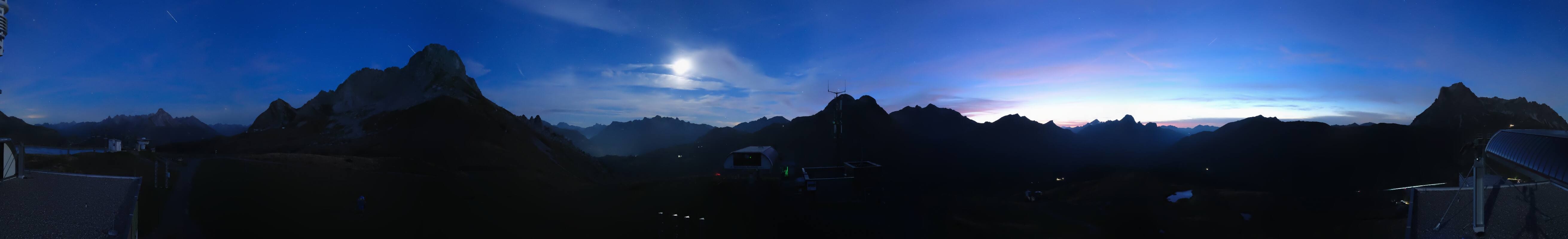 Archived image Webcam Panoramic view Warth Schröcken