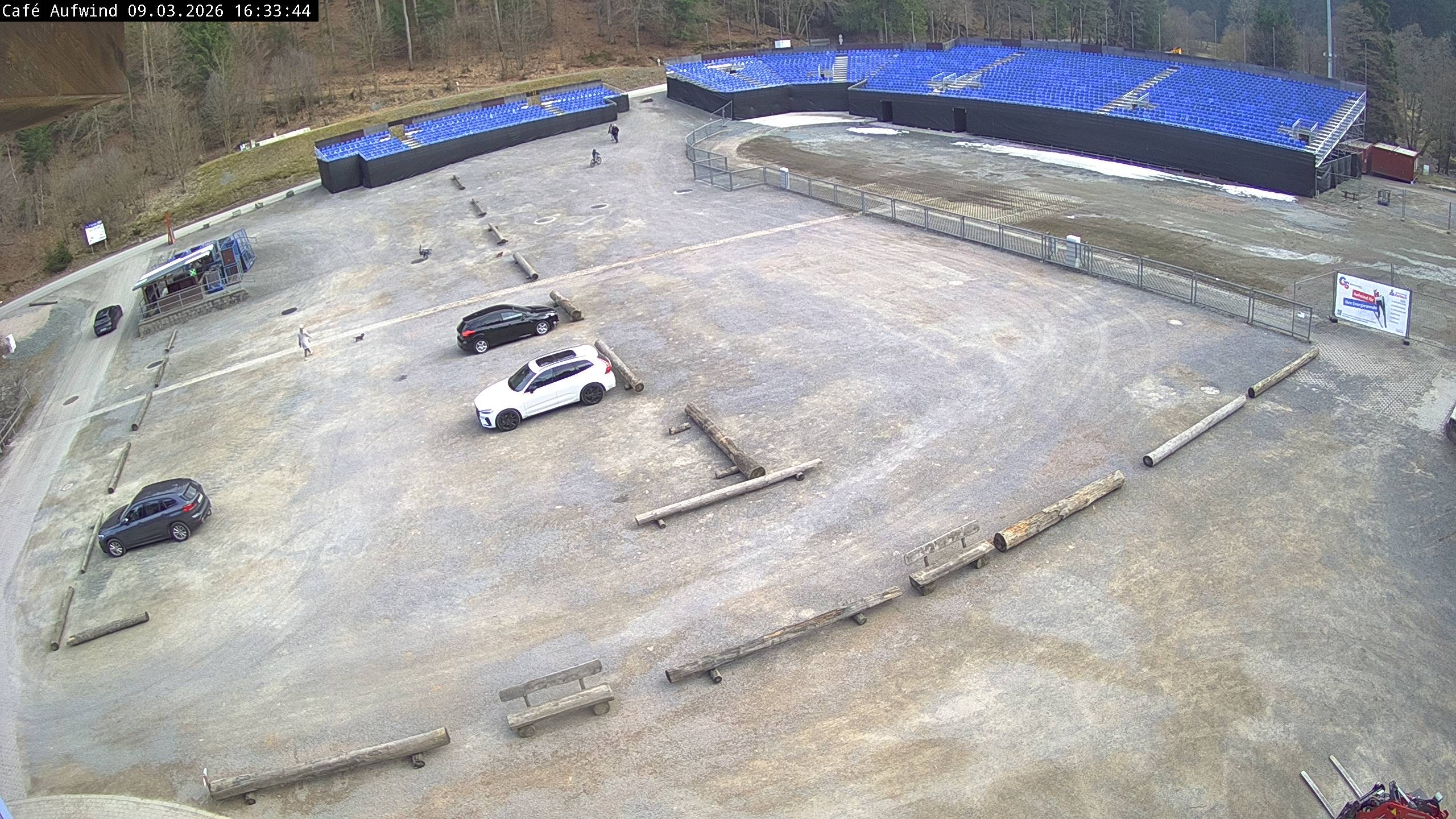 Archiv Foto Webcam Willingen: Mühlenkopfschanze Parkplatz