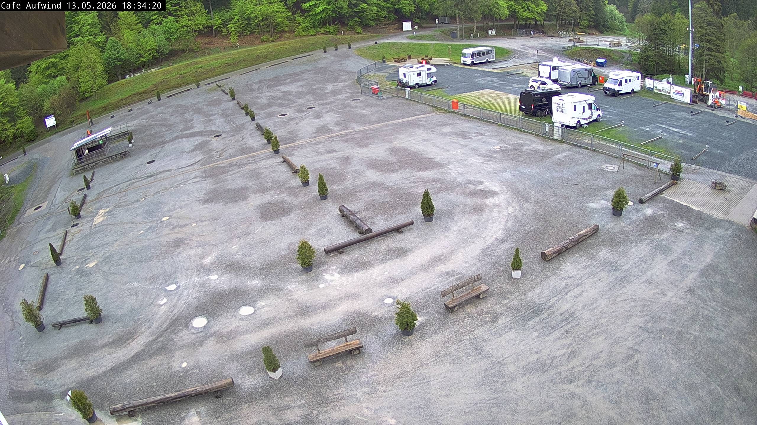 Archiv Foto Webcam Willingen: Mühlenkopfschanze Parkplatz