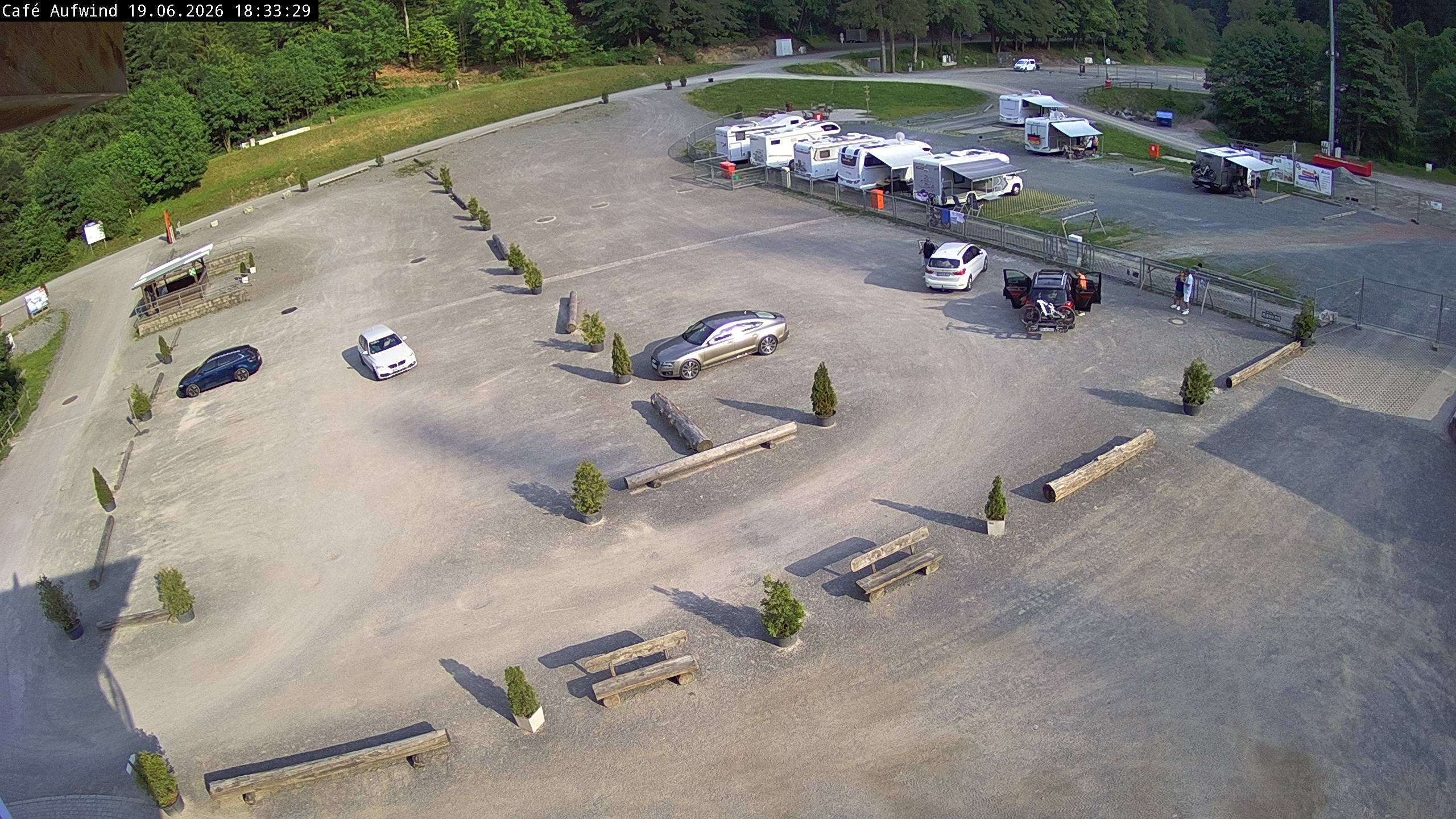 Archiv Foto Webcam Willingen: Mühlenkopfschanze Parkplatz