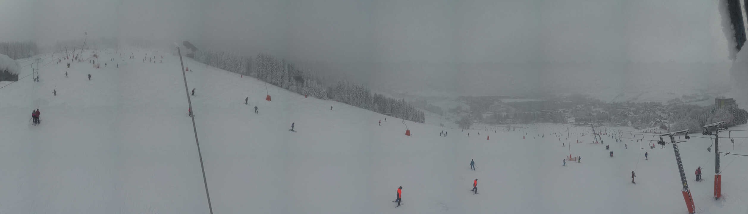Archiv Foto Webcam Oberwiesenthal - Blick auf Skihang und Ort