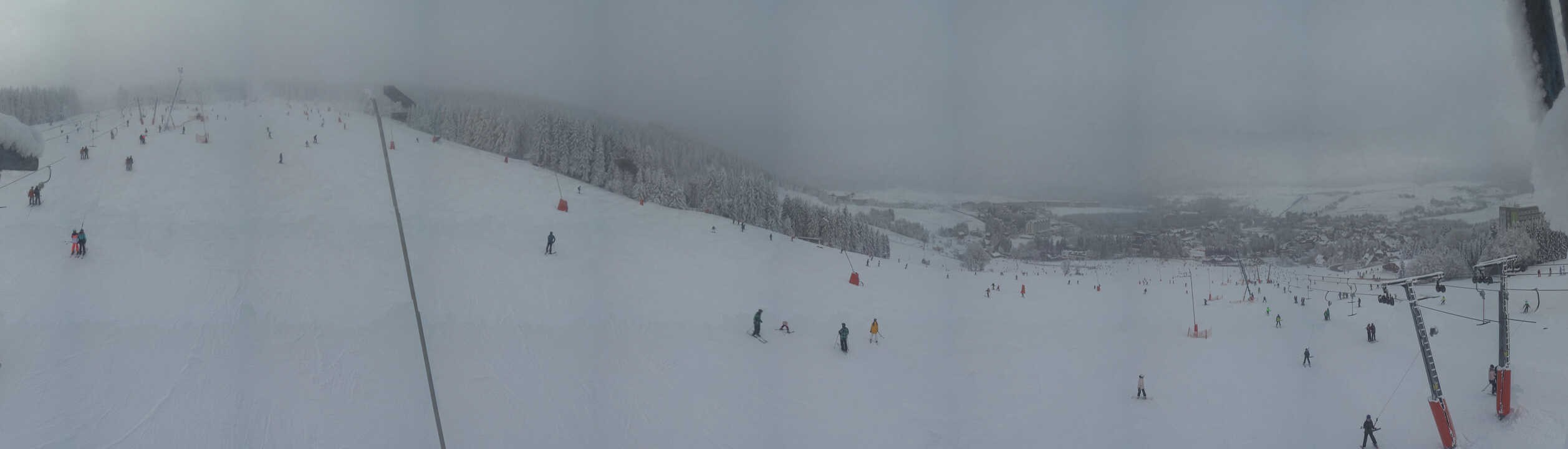 Archiv Foto Webcam Oberwiesenthal - Blick auf Skihang und Ort