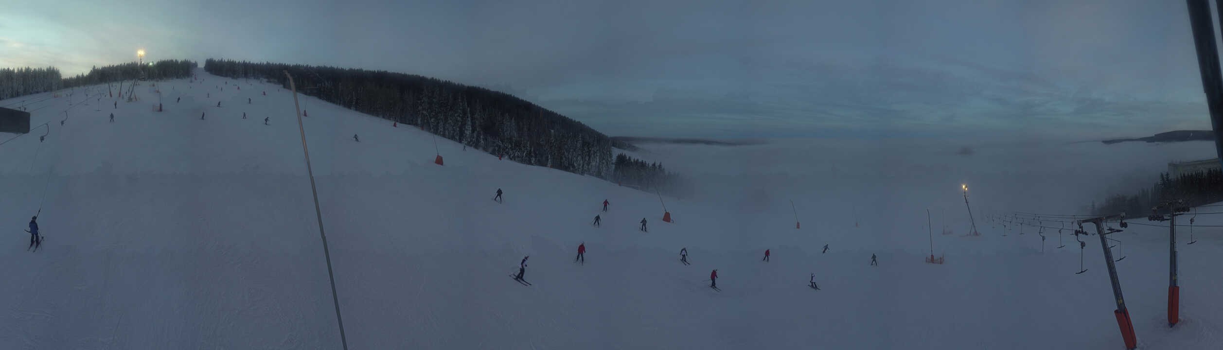 Archiv Foto Webcam Oberwiesenthal - Blick auf Skihang und Ort
