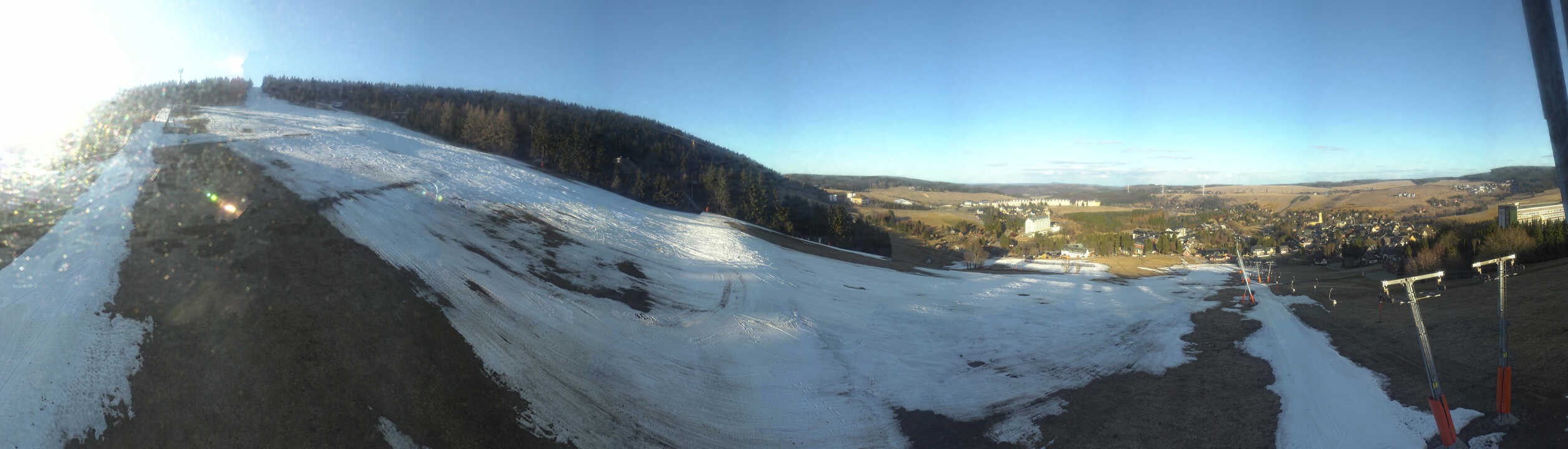 Archiv Foto Webcam Oberwiesenthal - Blick auf Skihang und Ort