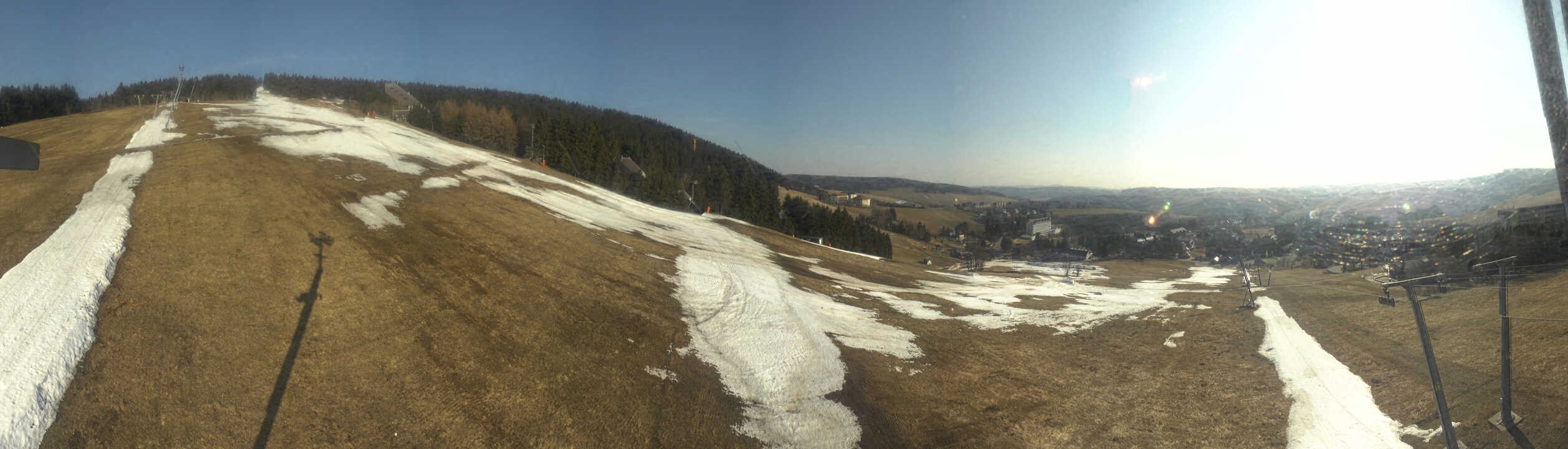 Archiv Foto Webcam Oberwiesenthal - Blick auf Skihang und Ort