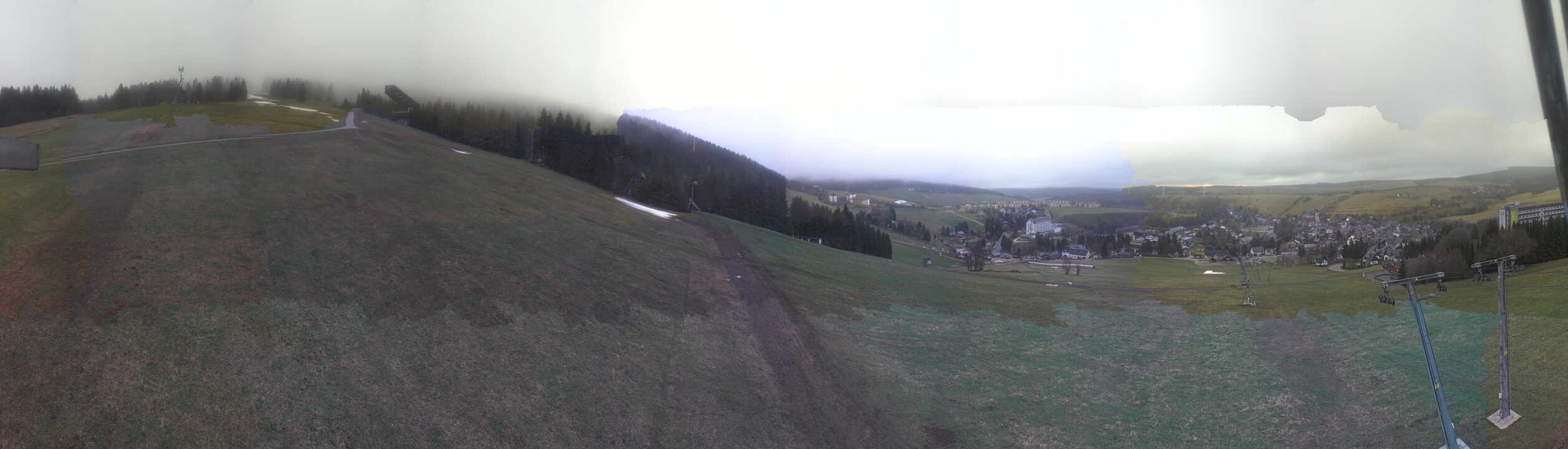 Archiv Foto Webcam Oberwiesenthal - Blick auf Skihang und Ort