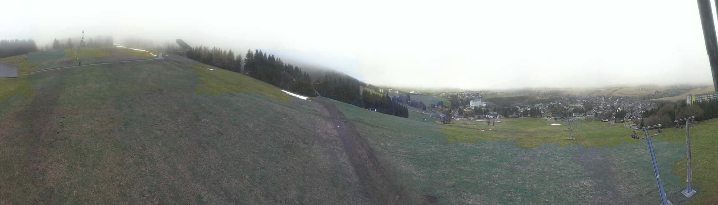 Archiv Foto Webcam Oberwiesenthal - Blick auf Skihang und Ort