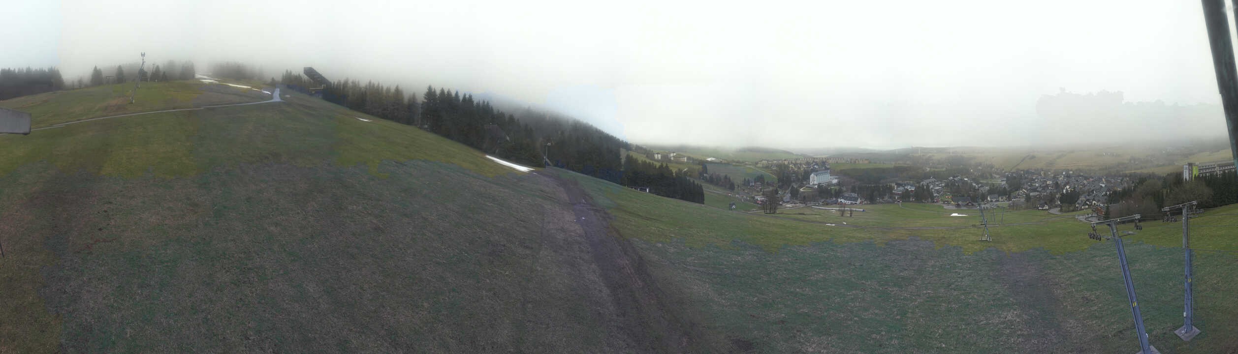 Archiv Foto Webcam Oberwiesenthal - Blick auf Skihang und Ort