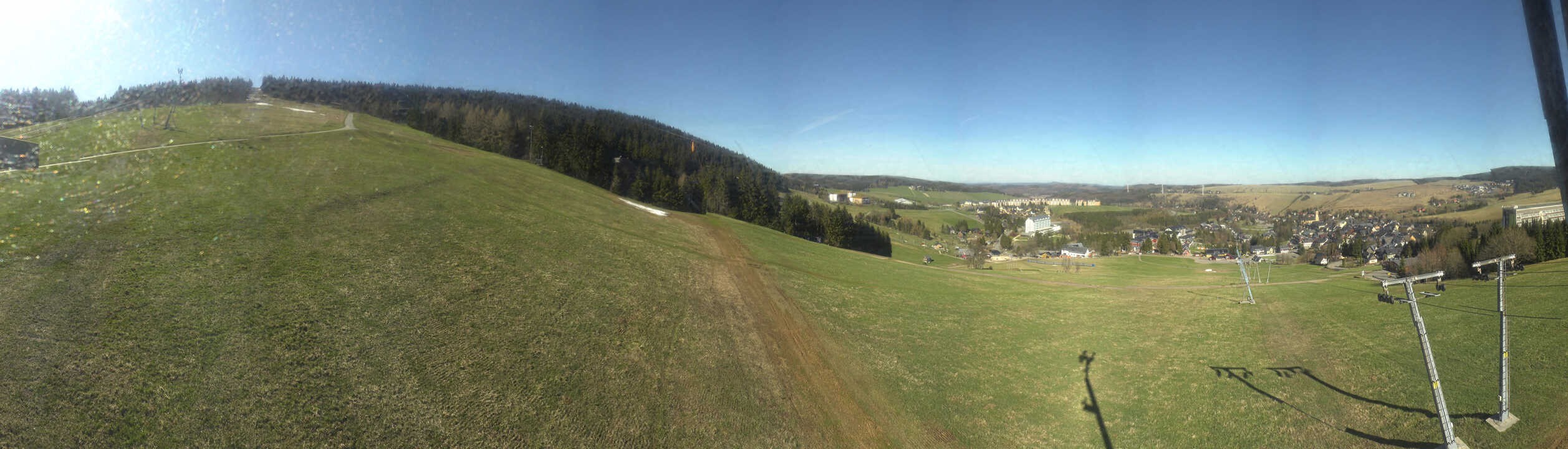 Archiv Foto Webcam Oberwiesenthal - Blick auf Skihang und Ort