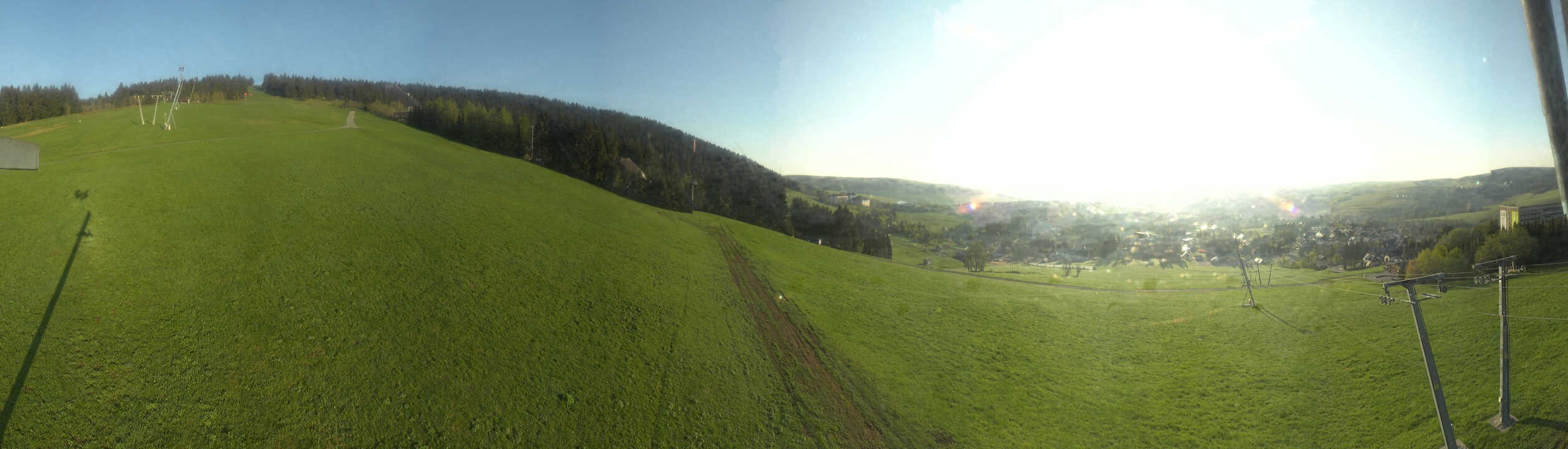 Archiv Foto Webcam Oberwiesenthal - Blick auf Skihang und Ort
