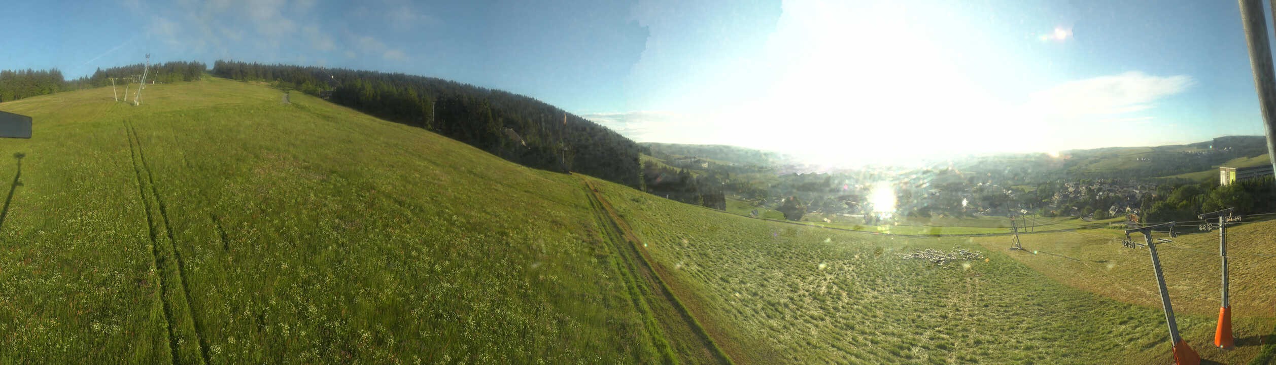 Archiv Foto Webcam Oberwiesenthal - Blick auf Skihang und Ort