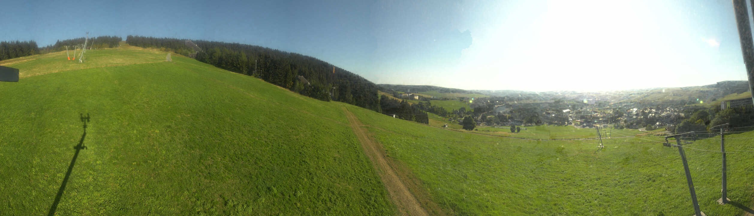 Archiv Foto Webcam Oberwiesenthal - Blick auf Skihang und Ort