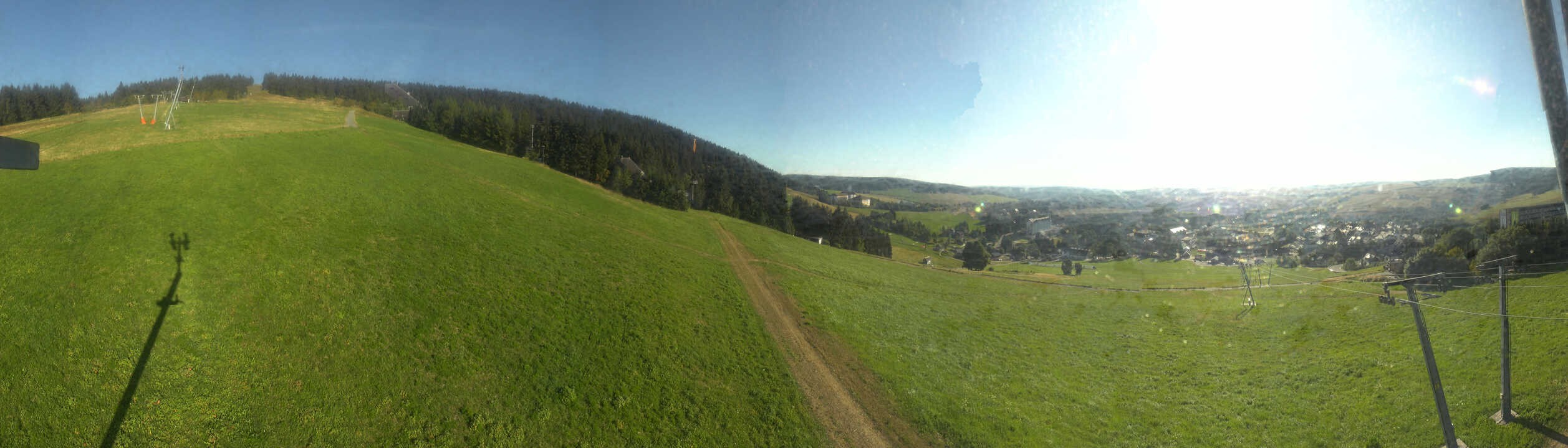 Archiv Foto Webcam Oberwiesenthal - Blick auf Skihang und Ort