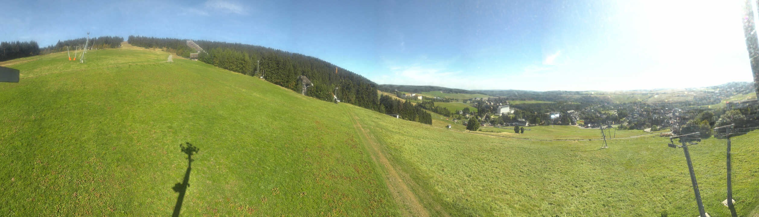 Archiv Foto Webcam Oberwiesenthal - Blick auf Skihang und Ort